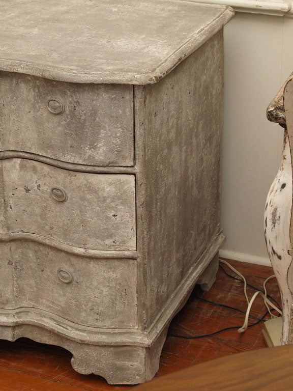 19th Century Painted Danish Serpentine Commode For Sale 5