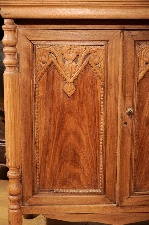 Teak Side Cabinet with Carved Detailing In Excellent Condition For Sale In New York, NY