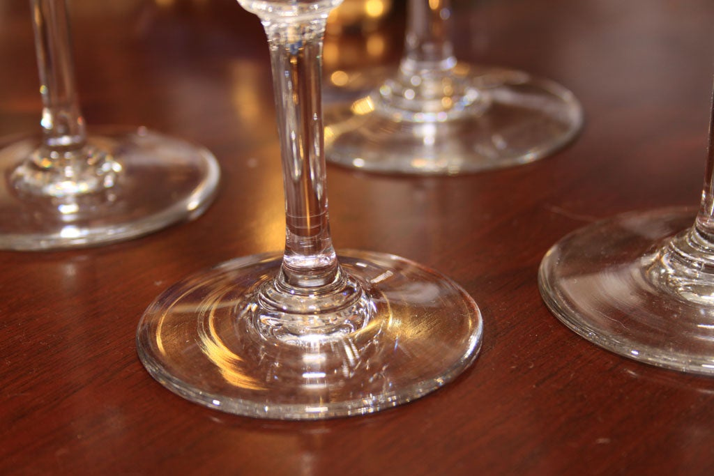 32 piece Baccarat crystal stemware set (8 place set) In Excellent Condition In Seattle, WA