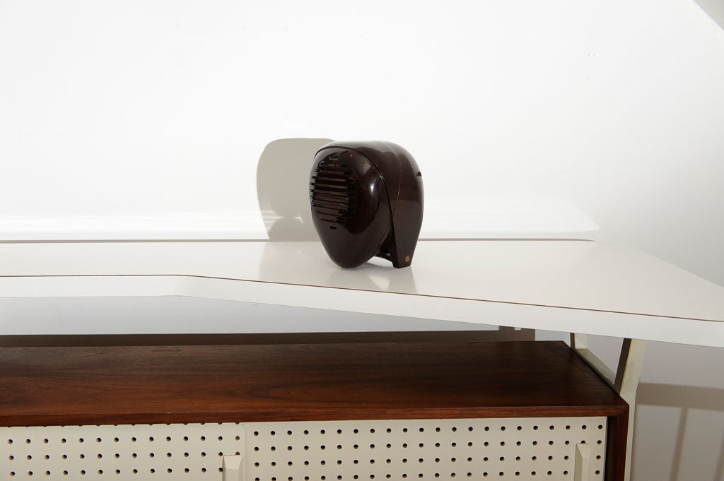 1937 Zenith Radio Nurse – Designed by Isamu Noguchi