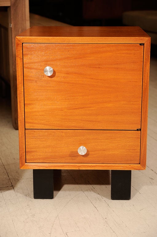 Pair of George Nelson primavera bedside tables with aluminum handles. Mfg. Herman Miller-1950's