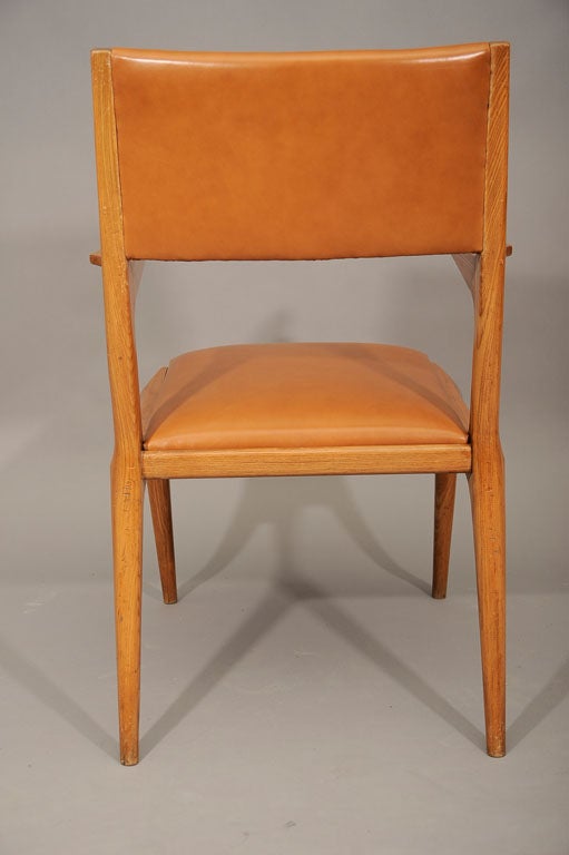 Mid-20th Century A rare leather arm chair by Carlo de Carli For Sale