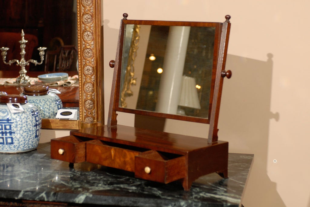 English Swinging Gentleman's Table Mirror of Flame Mahogany 1