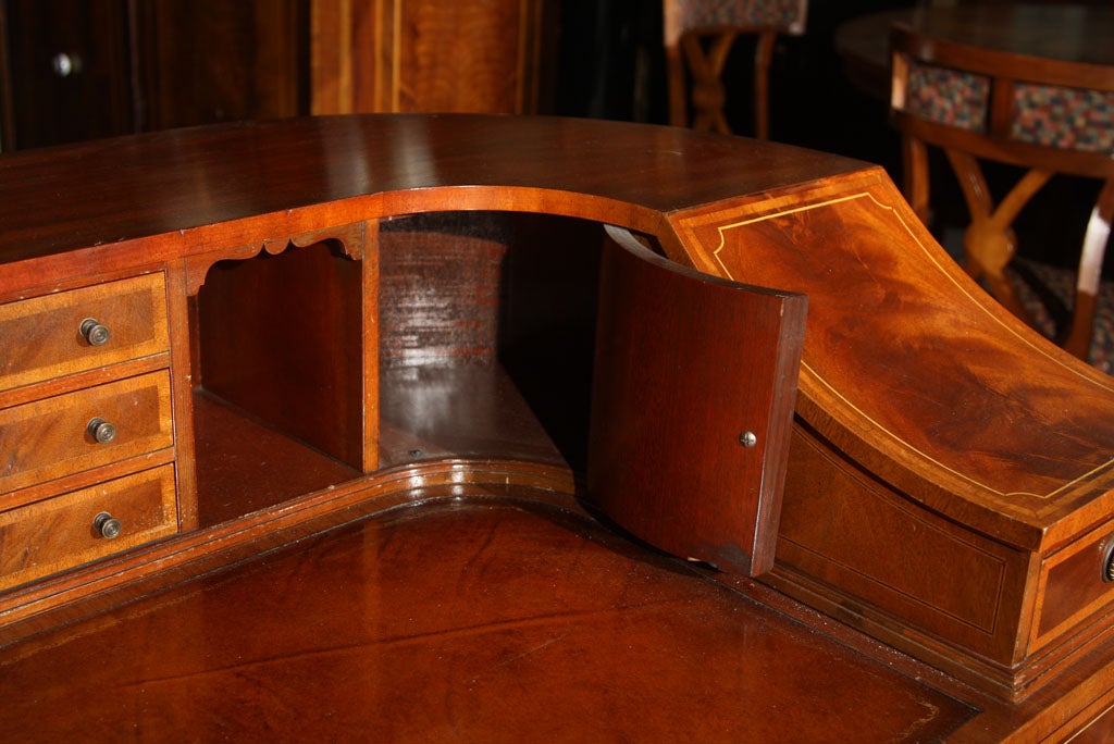 Wood Mahogany Carlton House Banded Desk