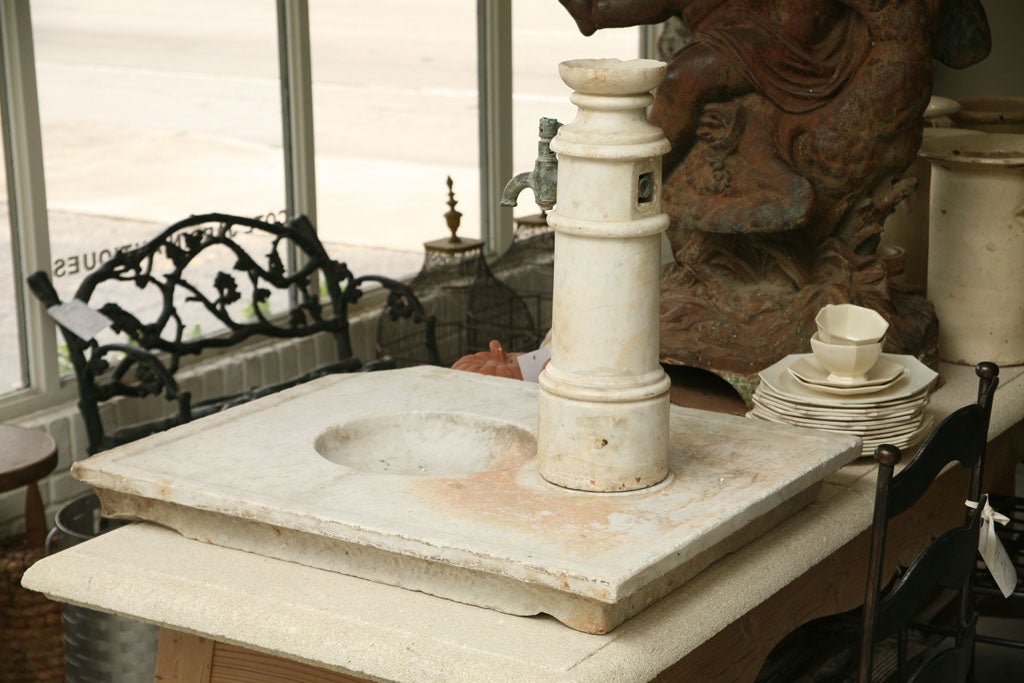 French Directoire White Marble Wash Basin For Sale