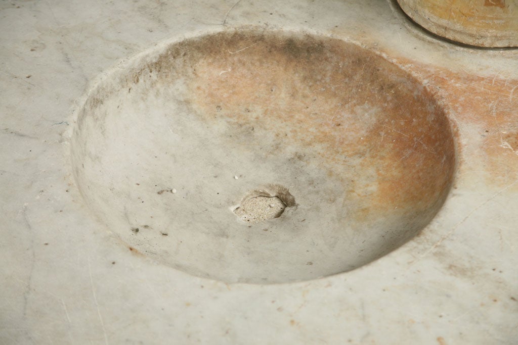 19th Century Directoire White Marble Wash Basin For Sale