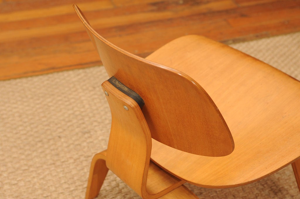 Early Charles Eames LCW In Excellent Condition In San Francisco, CA