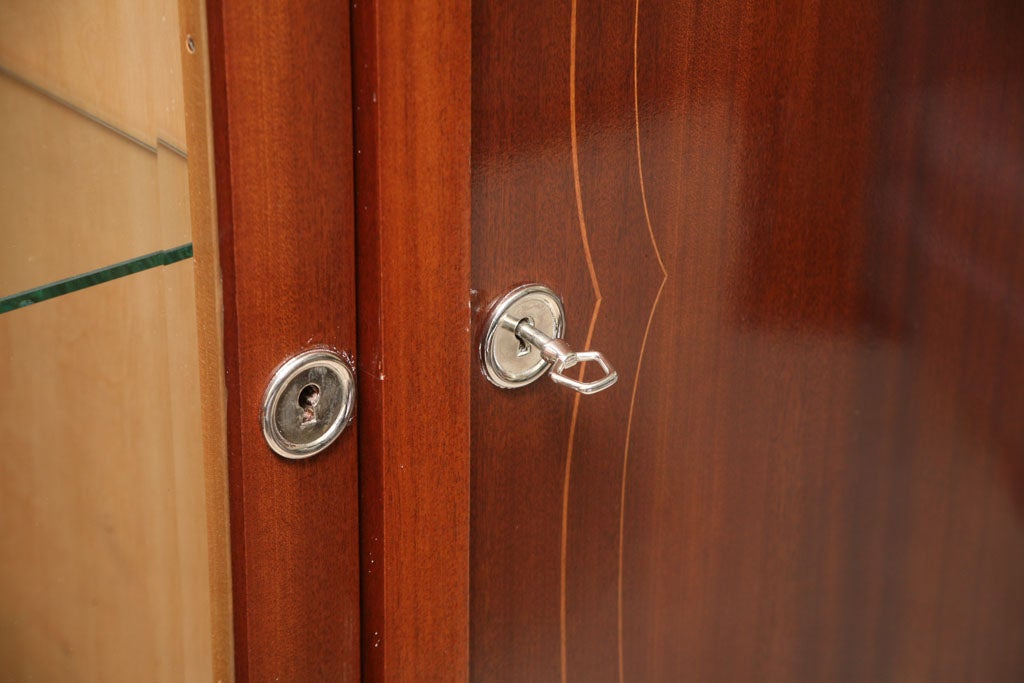 Mid-20th Century Art Deco Bar / Display cabinet 1940's