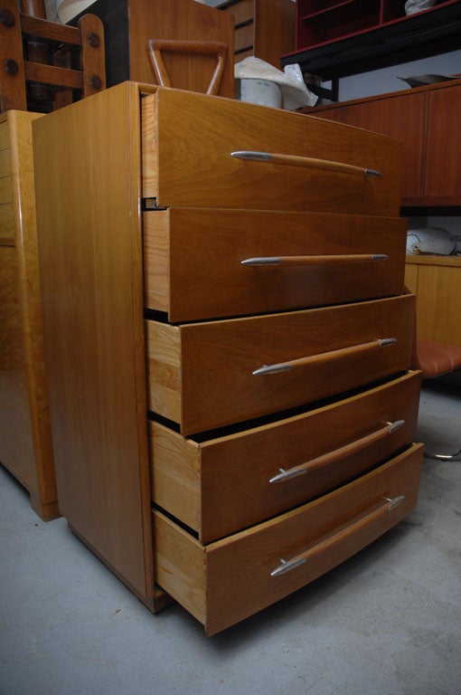 GIBBINGS DRESSER In Good Condition In East Hampton, NY