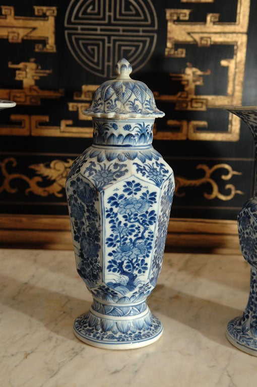 Cninese Export Blue and White Garniture Set 1