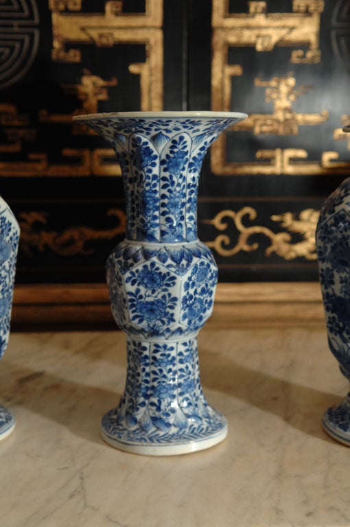 Cninese Export Blue and White Garniture Set 2