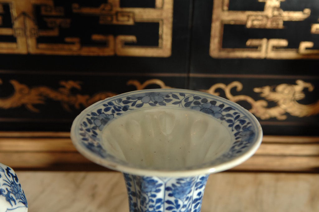 Cninese Export Blue and White Garniture Set 3