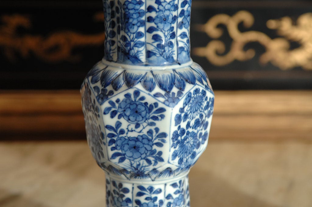 Cninese Export Blue and White Garniture Set 4