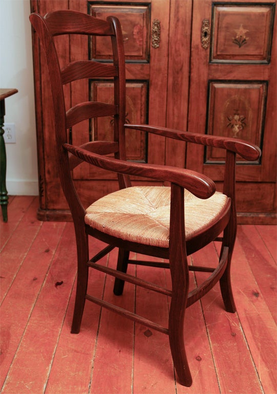 French reproduction ladder back chairs In Excellent Condition In Sheffield, MA