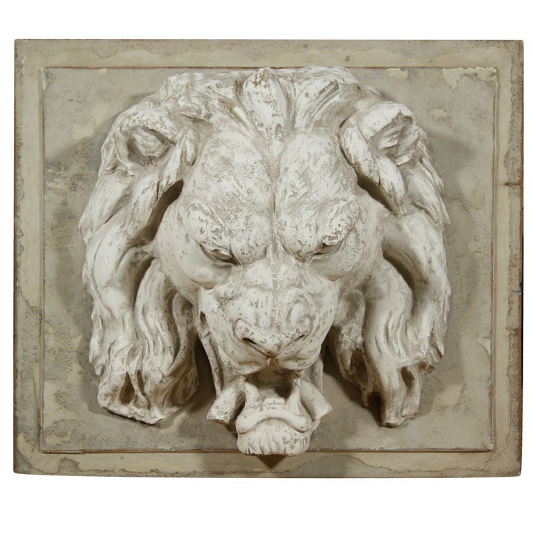 Lion
s Head Plaster Wall Plaque