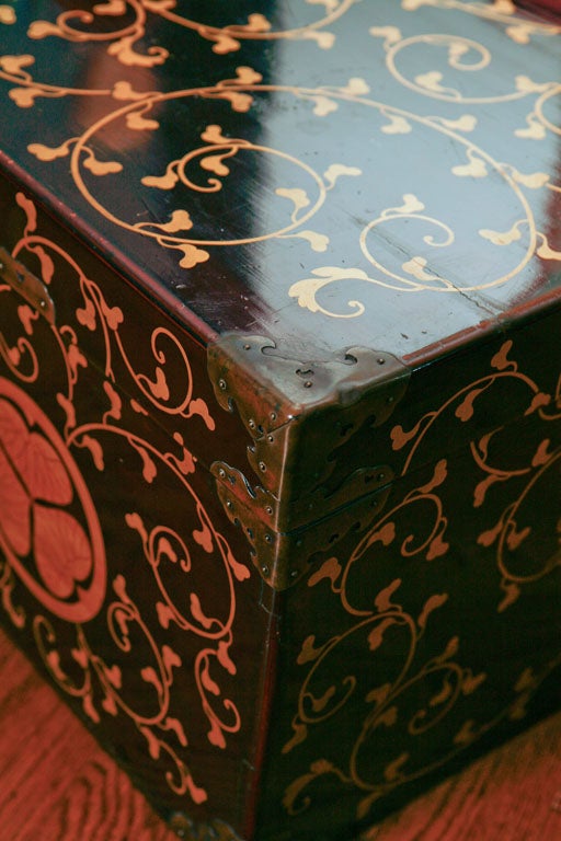 Black  lacquer garment box with gold vine design 2
