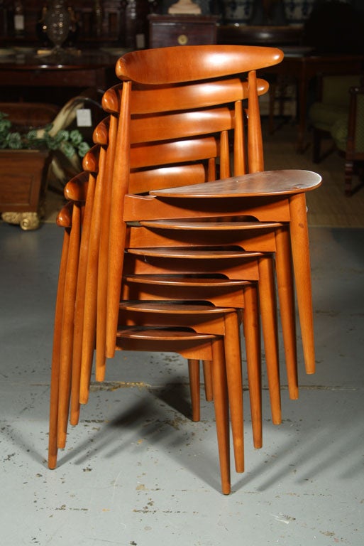 Set of Hans Wegner Dining Chairs In Good Condition For Sale In Stamford, CT