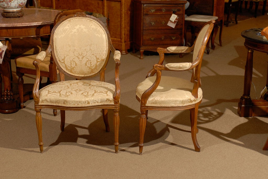 Fine Pair of George III Period Arm Chairs, England ca. 1790 4