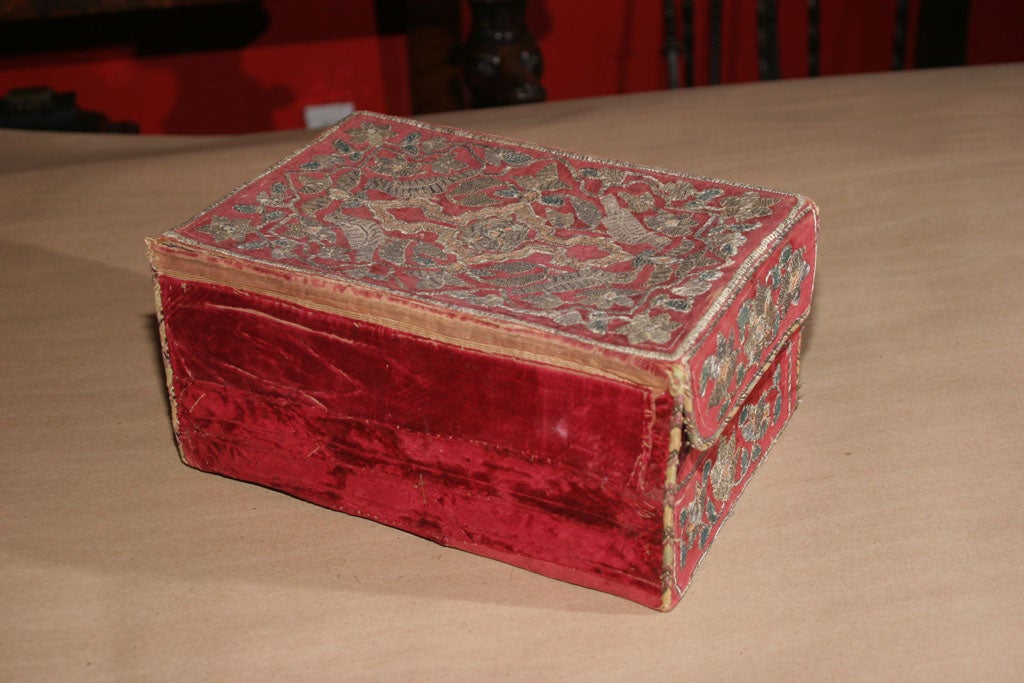 18th Century and Earlier Italian Silver Embroidered Velvet Box
