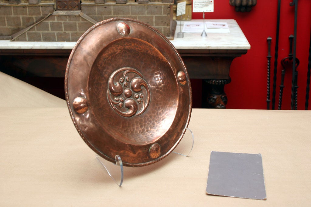 English Arts and Crafts Hammered Copper Charger 3