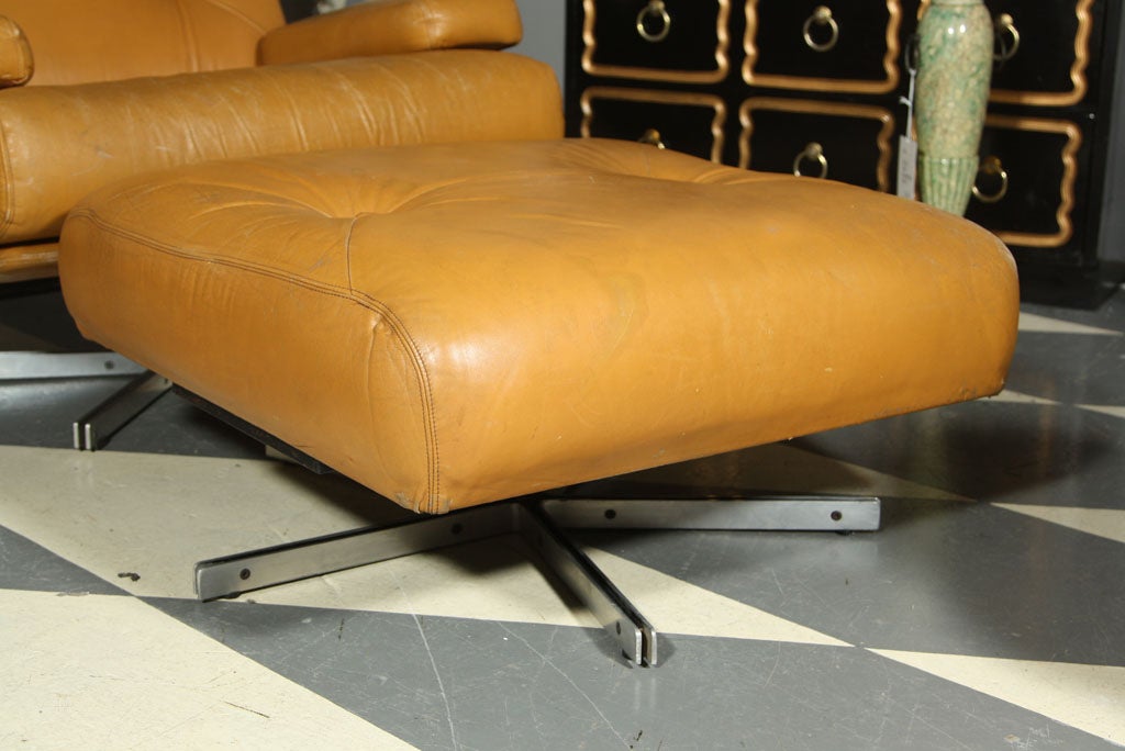 English Mid-Century Vintage Tetrad Leather Lounge and Ottoman