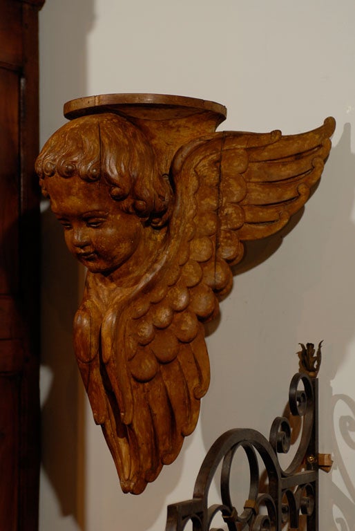 Pair of French 19th Century Wooden Wall Brackets with Carved Cherubs For Sale 2