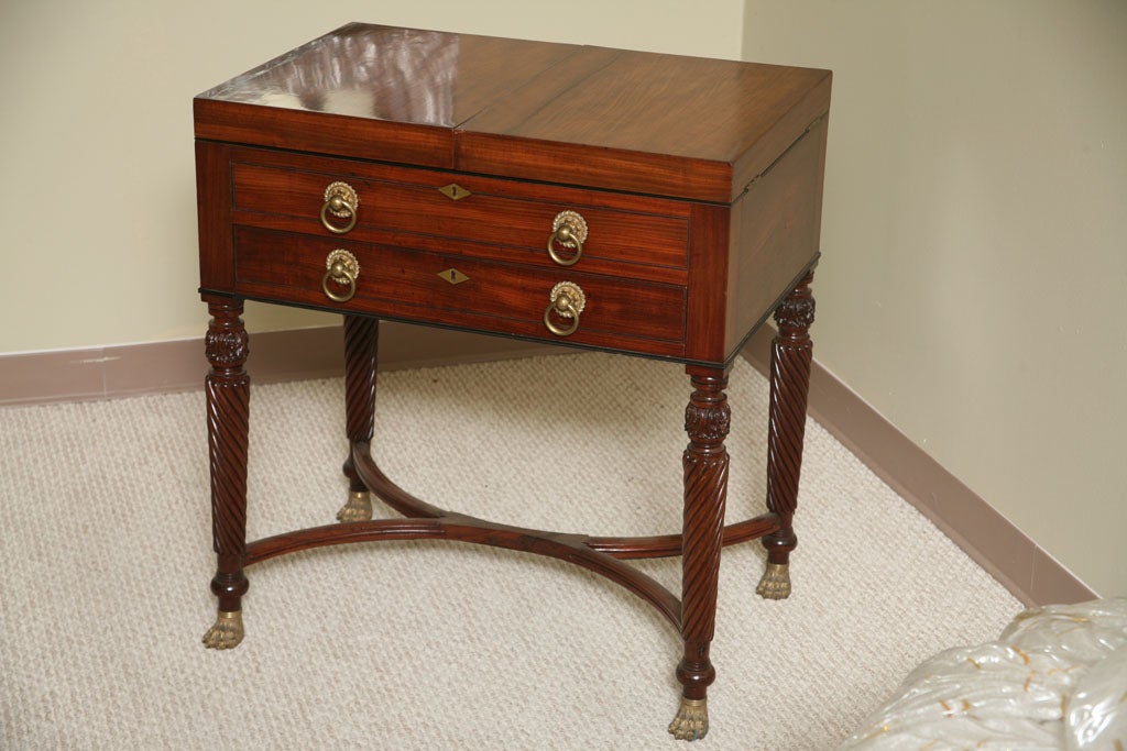 19th Century Directoire Gentleman Dresser Table in solid Mahogany 4