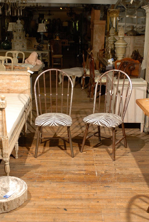 Set of 4 iron chairs