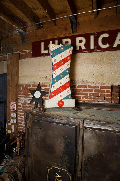 Fun vintage flashing lighted barbershop sign. Great original red white and blue paint surface. Found in the midwest.