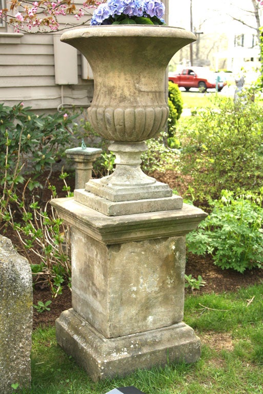 English Rare Set of Four 18th Century Yorkstone Urns on Plinths with Provenance For Sale