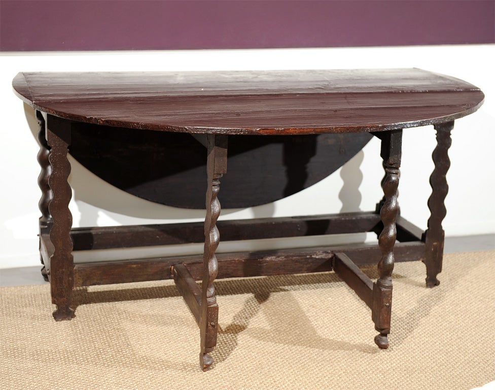 18th Century and Earlier Spanish Twisted Leg Drop-Leaf Table For Sale