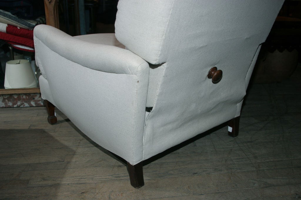 Howard Style Armchair 4