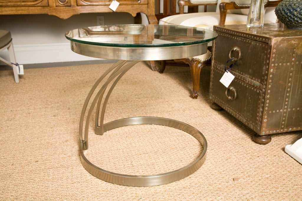 70's Art Deco Cantilevered Side Table 1