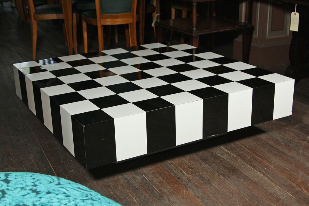 Black and White Checkerboard Coffee Table at 1stDibs black and white checkered coffee table
