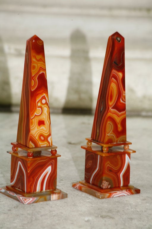 Mid-20th Century A fine pair of Banded Agate Obelisks