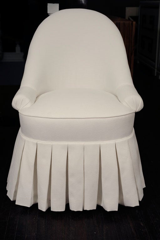 French Vintage White Cotton Faille Vanity Seat
