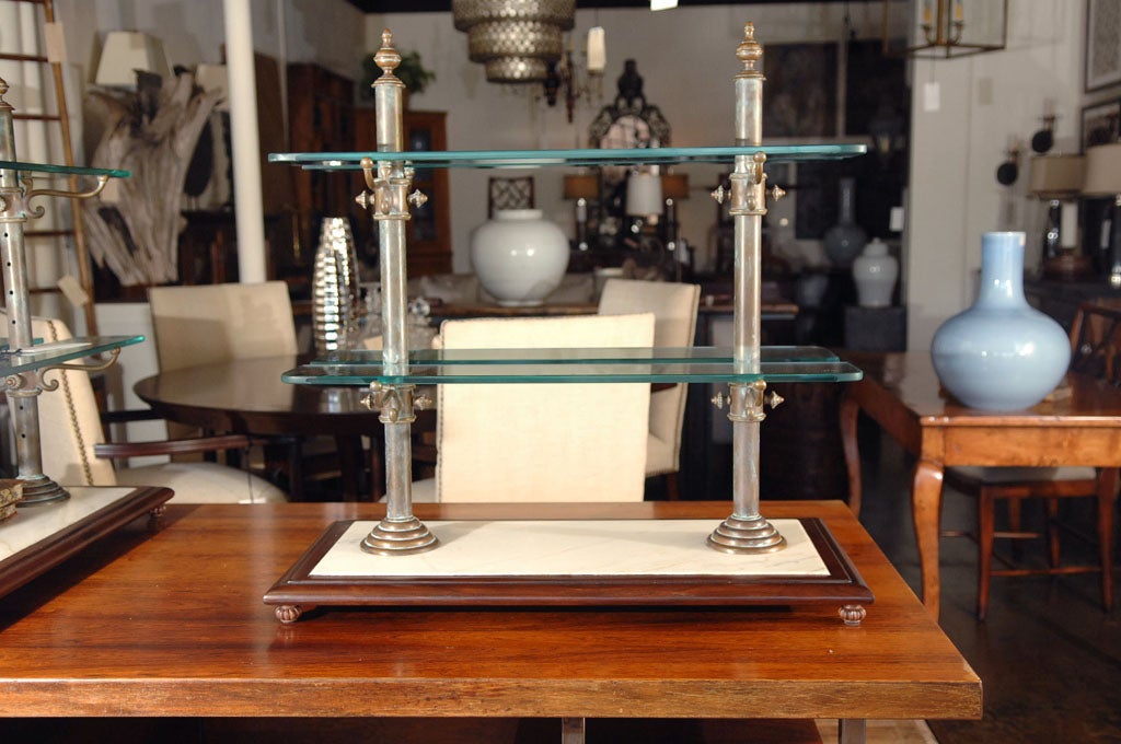 patisserie glass serving stand