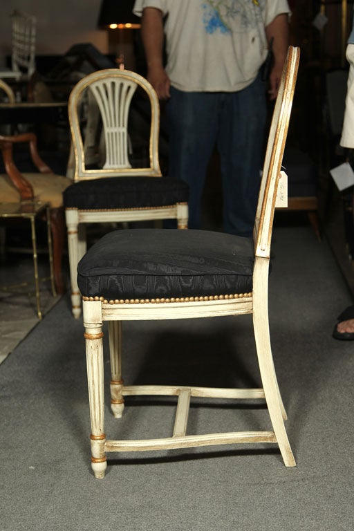 Mid-20th Century Set of 8 Gustavian Style Dining Chairs