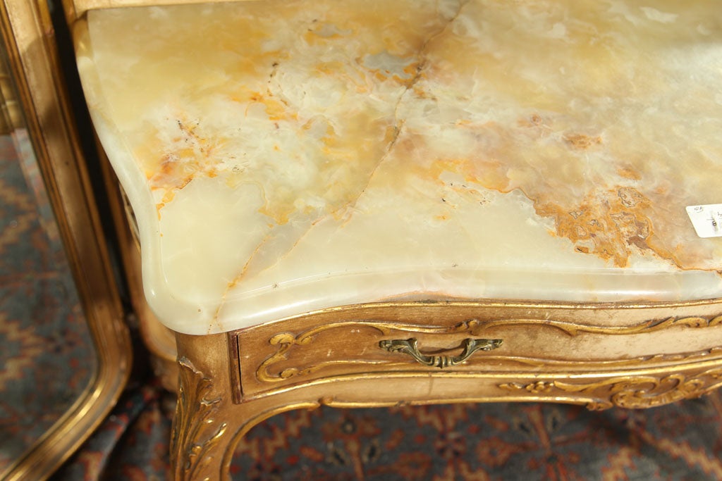 antique vanity with tri fold mirror