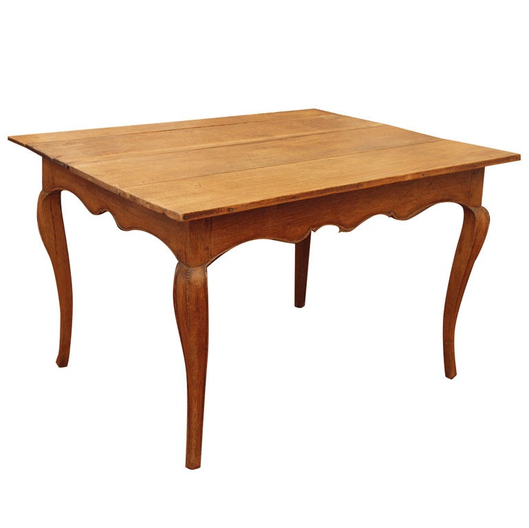 Antique French Provincial Tea Table or Side Table For Sale at 1stDibs
