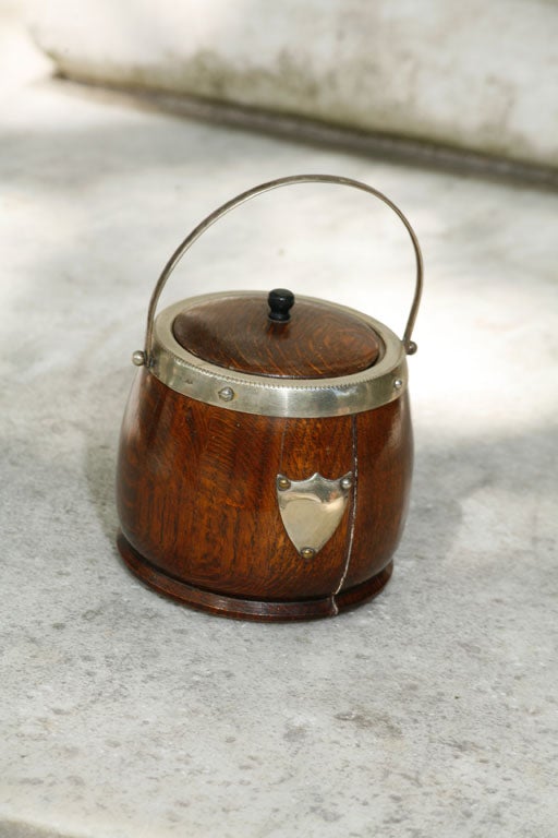 A English oak and silver-plate biscuit  barrel 4