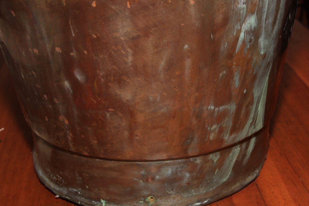 Vintage Rolled-Edge Copper Bathtub 5