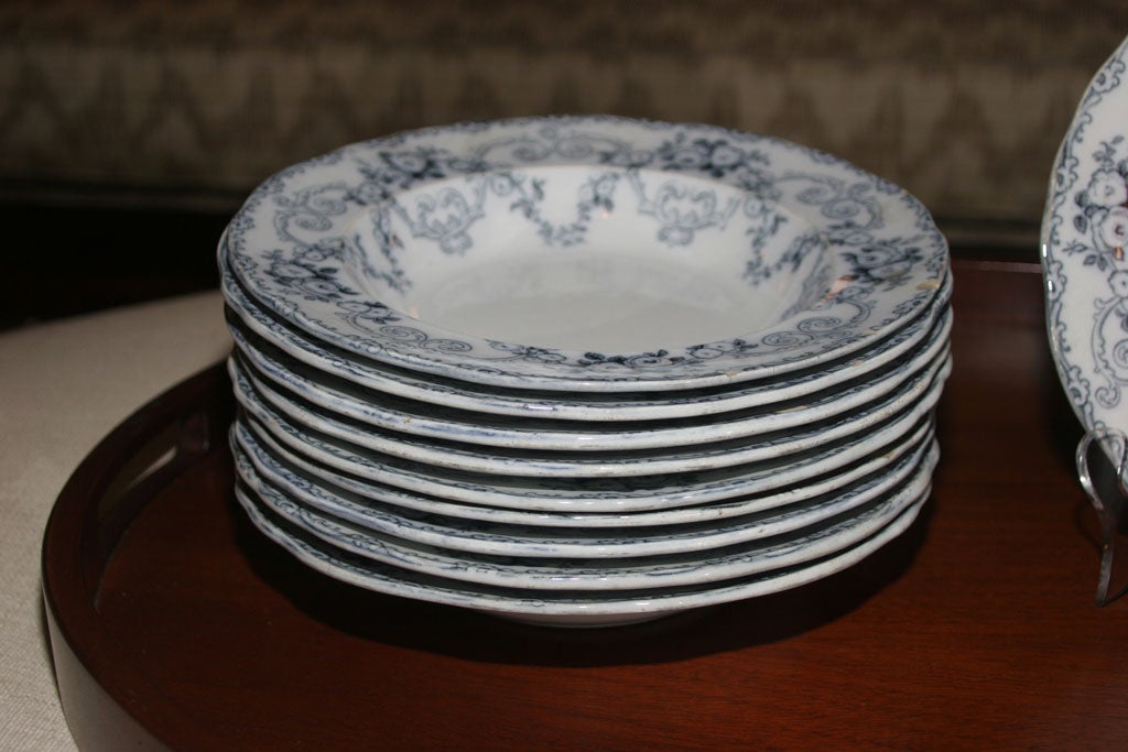 Set of Ten Dinner Bowls In Excellent Condition In New York, NY