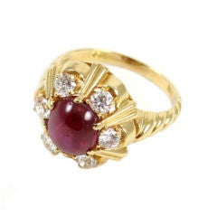 18K Ruby floral Ring.