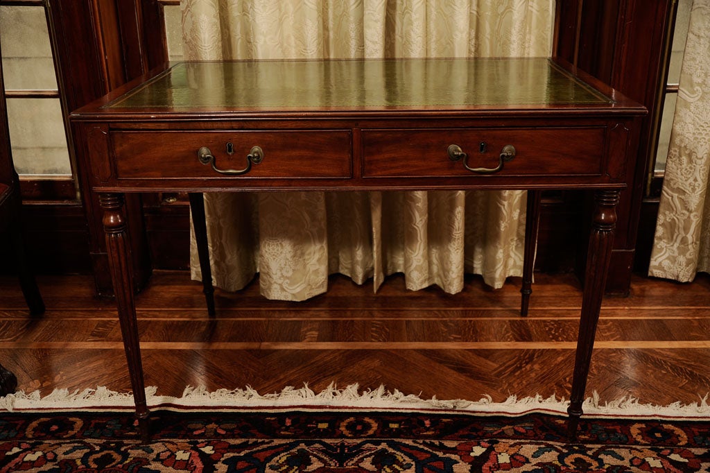 American A Federal Mahogany Writing Table, Boston, 1805-1815 For Sale