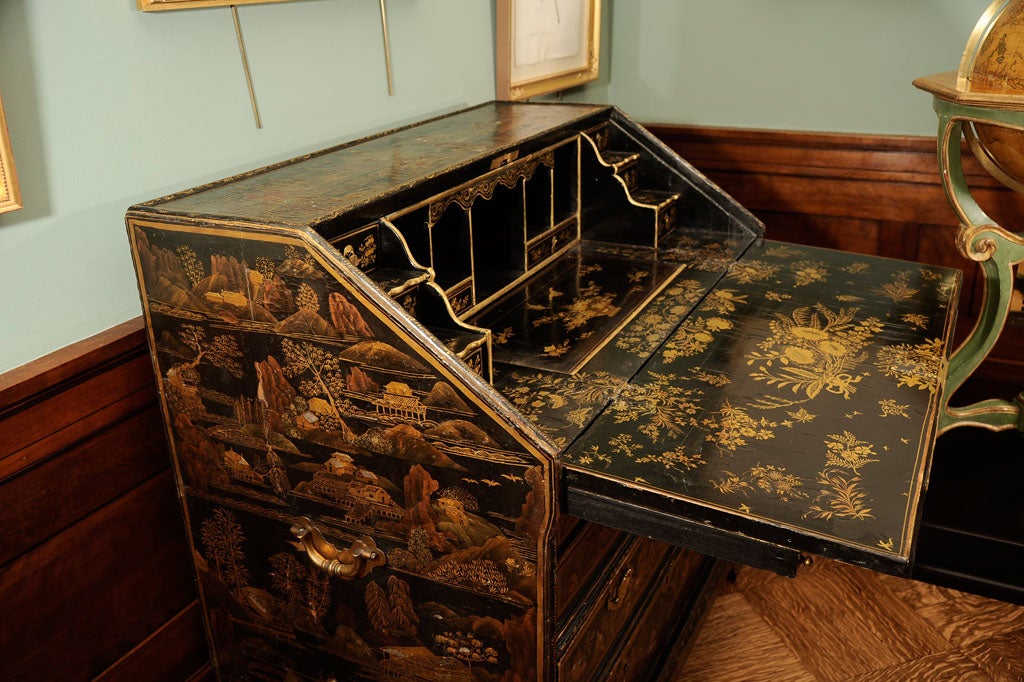 A CHINESE EXPORT BLACK & GILT LACQUER & MOTHER-OF-PEARL BUREAU For Sale 1