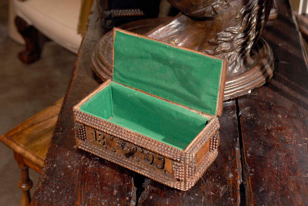 19th Century Tramp Art Box with Chip-Carved Decoration, Date and Velvet Inside For Sale 1