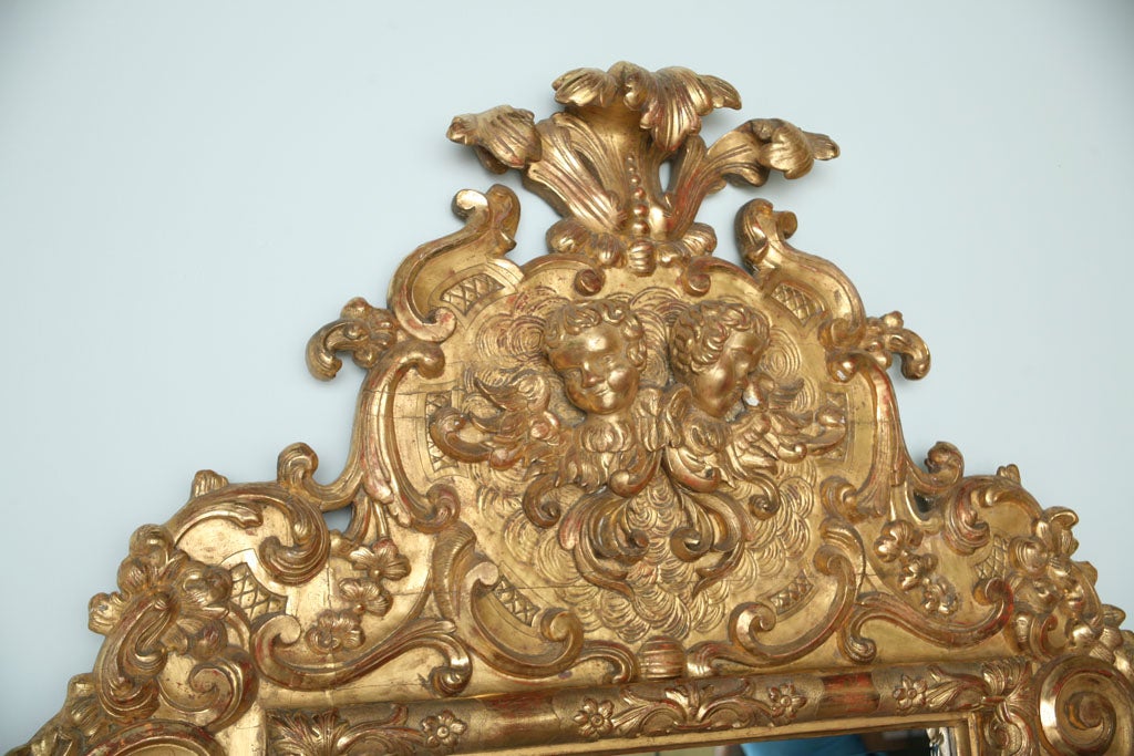 Fine and Monumental Italian Baroque Giltwood Mirror In Excellent Condition For Sale In Hollywood, FL