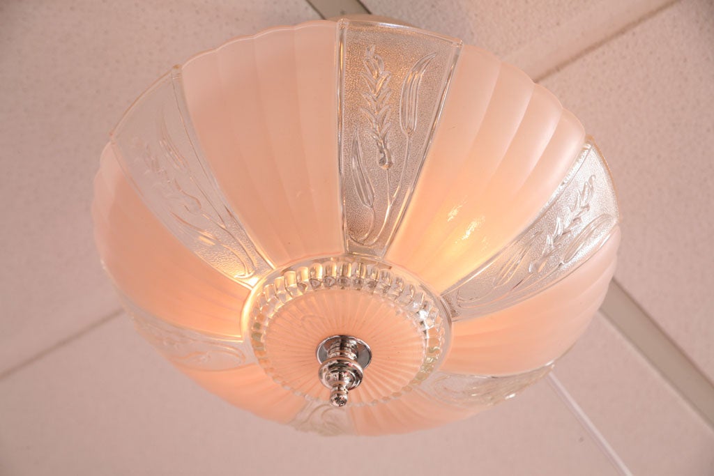 FRENCH DECO Chandelier Pink , MOVING SALE, DRASTIC REDUCTION!from$1600 to $750 In Excellent Condition In Miami, Miami Design District, FL