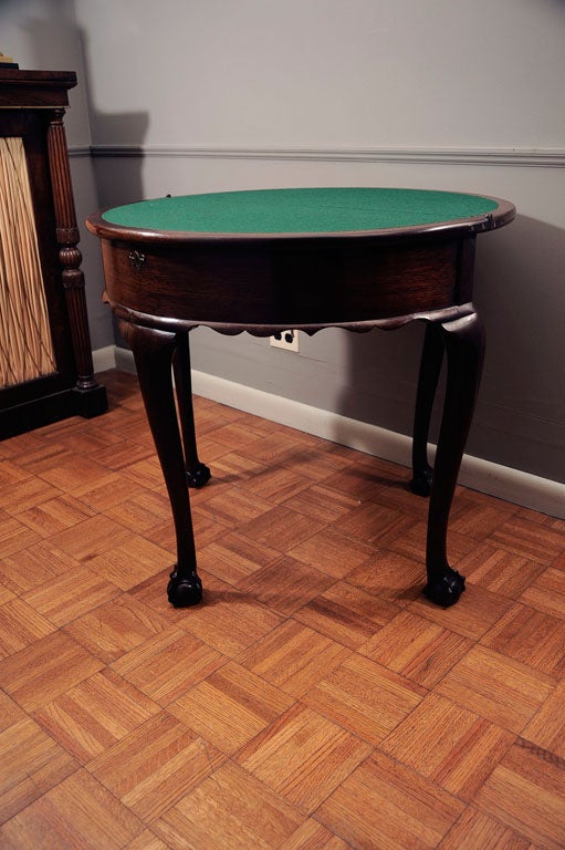 18th Century Irish Mahogany Demilune Card Table In Excellent Condition For Sale In New York, NY